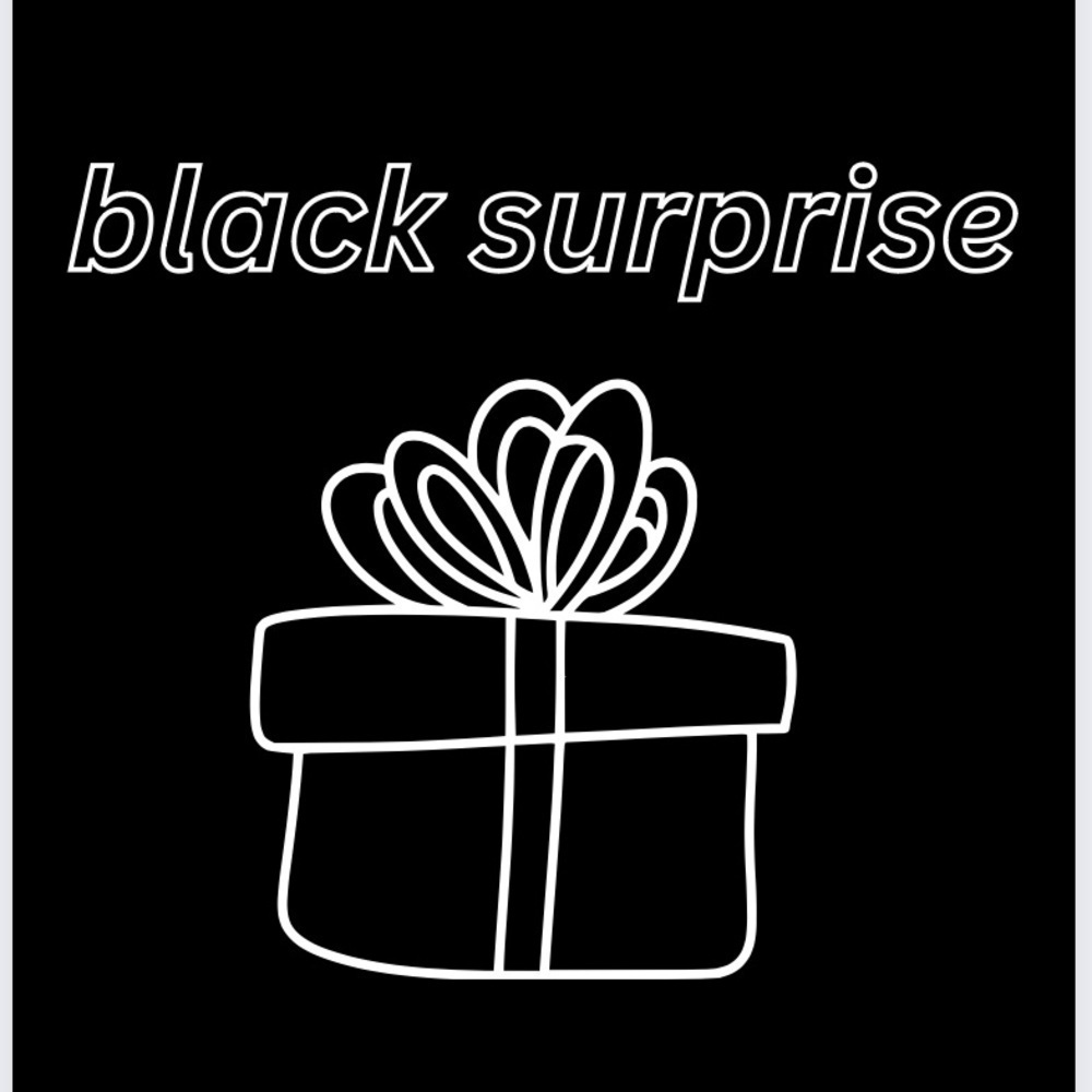 Black and white surprise jewellery lot